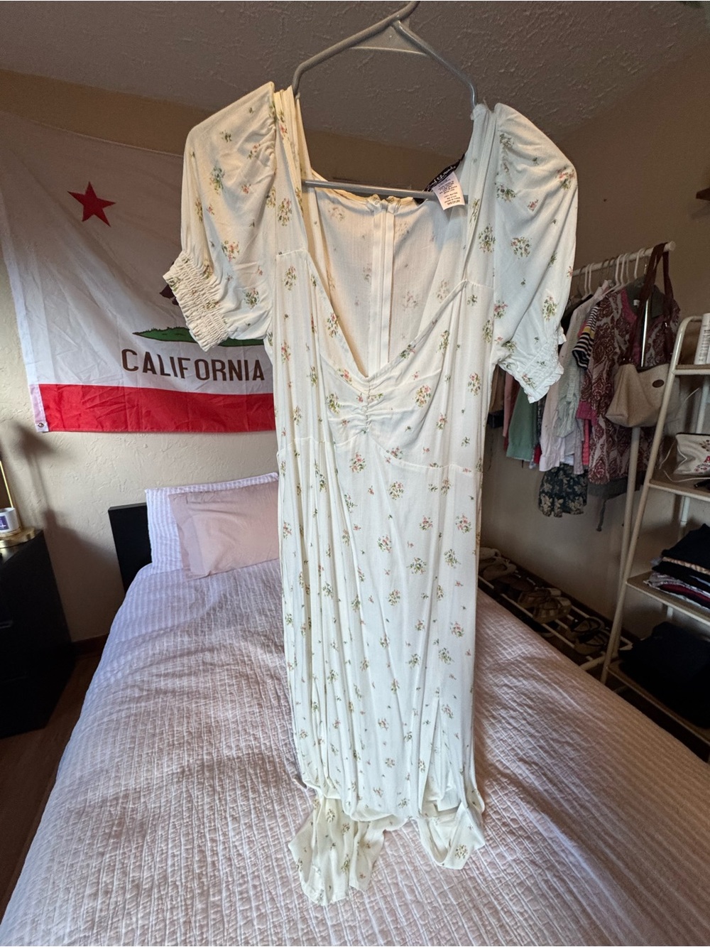 Mixed Threads Women's Cream Floral Maxi Dress with Puff Sleeves